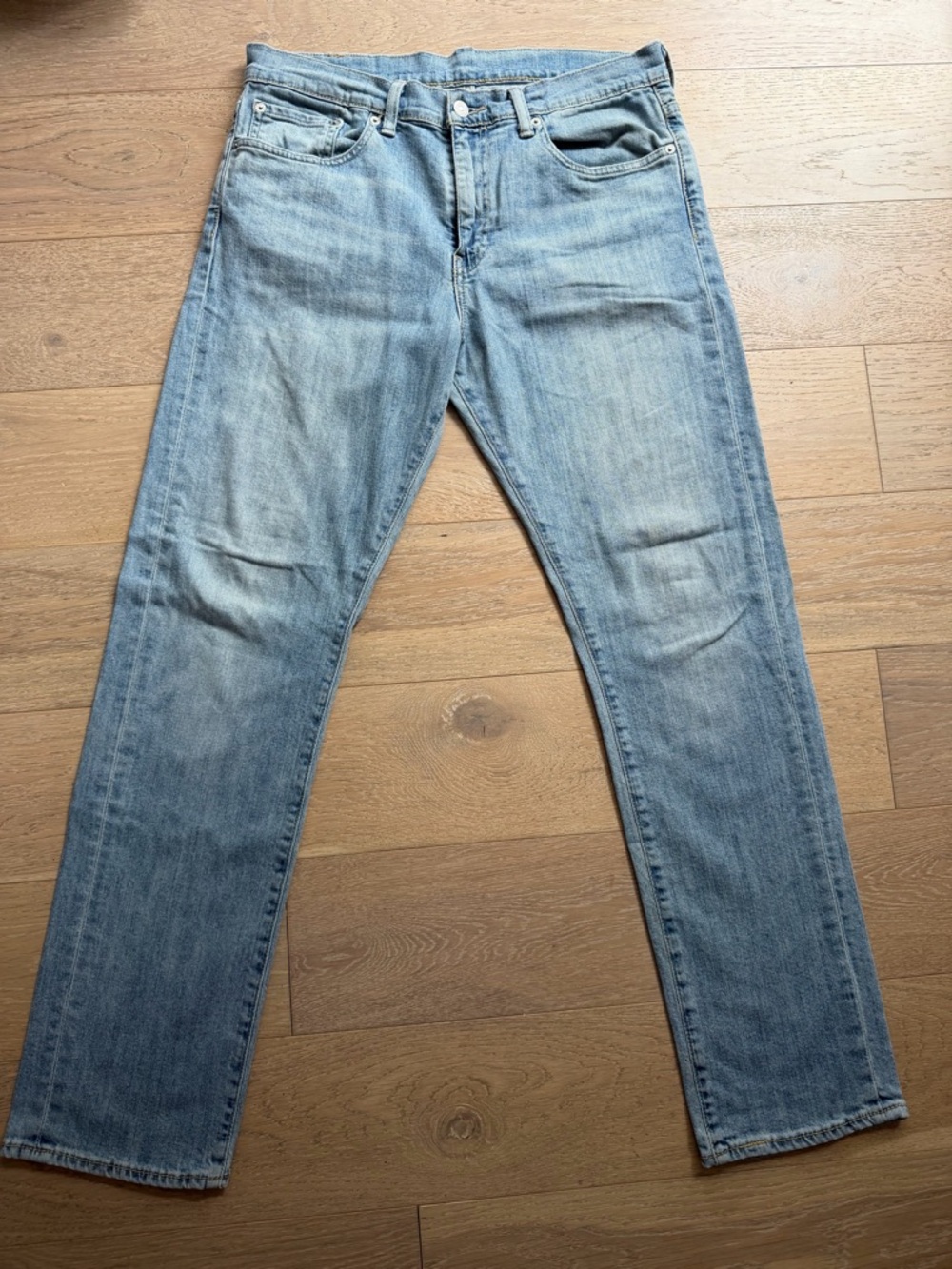 Levi’s 513 Slim Straight Jeans Men’s 33x32 Light Wash Denim